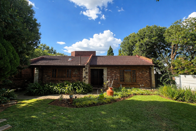 3 Bedroom Property for Sale in Langenhovenpark Free State